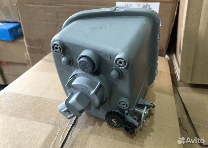 Противотуманка левая Hyundai Starex/H1 05-07