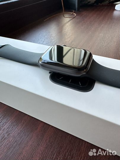 Часы apple watch 5 44 mm