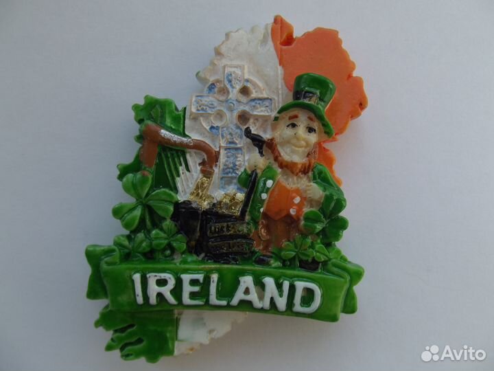 Магнит на холодильник