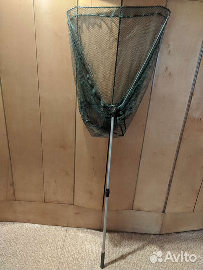 Подсачек рыболовный телескопический