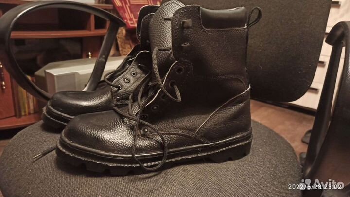 Летние/осенние берцы из натур.кожи,43р.(новые)