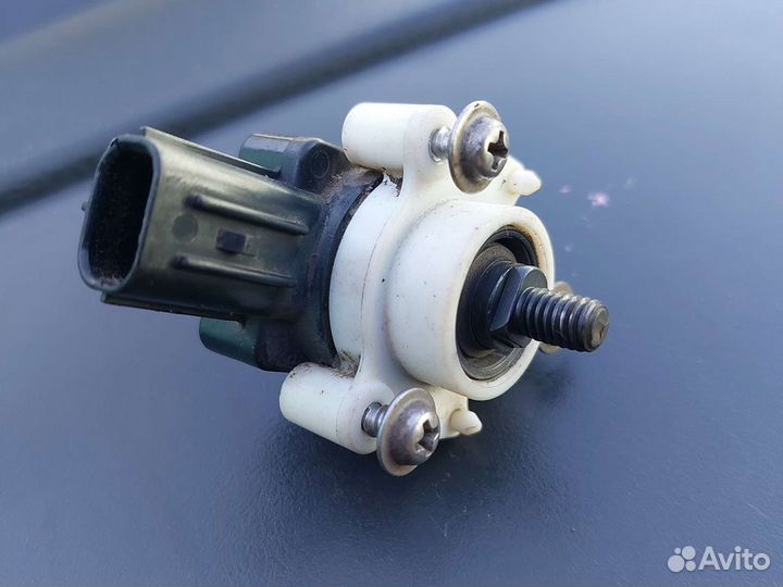 Датчик положения кузова субару