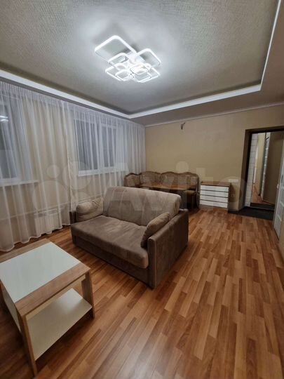 2-к. квартира, 80 м², 2/2 эт.