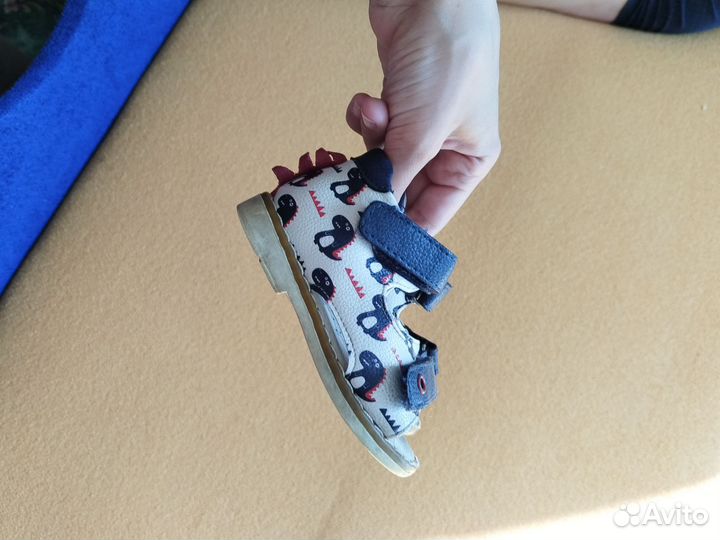 Сандали детские