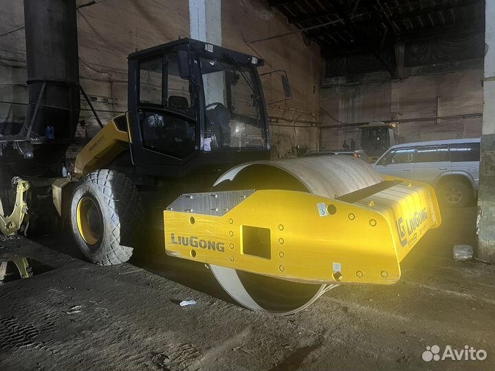 Дорожный каток LiuGong CLG6616E, 2022