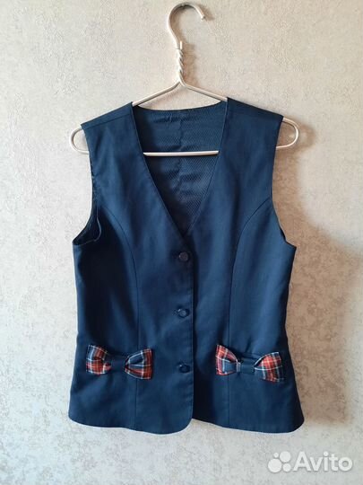 Жилет школьный для девочки 146