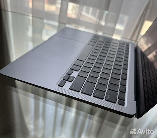 Apple macbook air 13 2020 m1