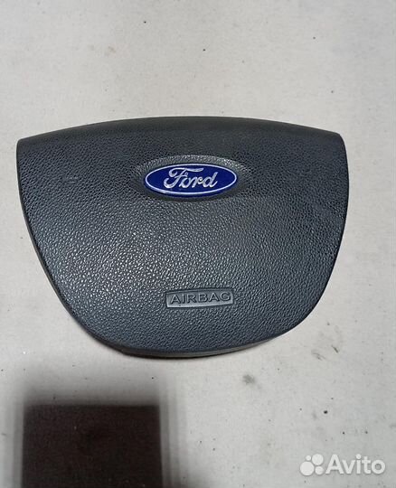 Подушка безопасности водителя Форд Фокус 2