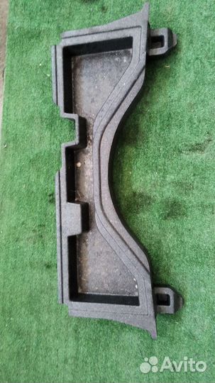 Ниша для инструмента Mitsubishi Lancer 10