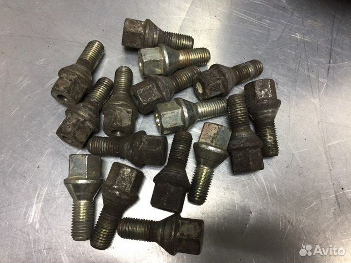 Болт колесный Opel Meriva 2003-2010 универсал 1.6