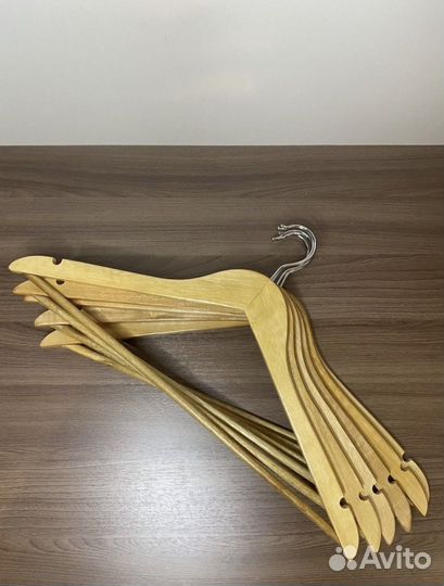 Вешалки плечики для одежды деревянные
