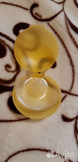 Накладки на грудь Medela