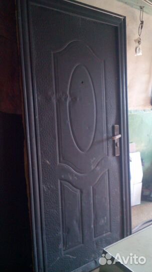 Дверь металлическая с Коробкой, от застройщика