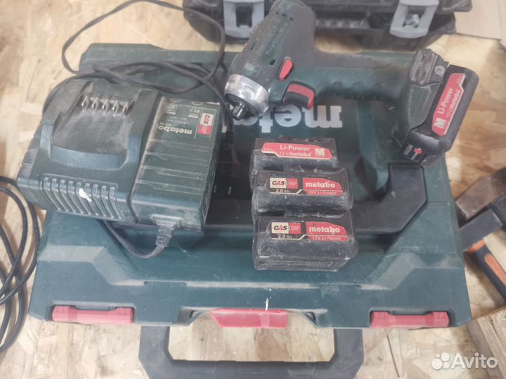 Шуруповерт metabo powermaxx bs 12 2шт + 4акб