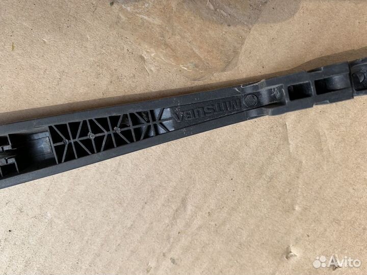 Mitsubishi outlander 3 поводок дворника зад