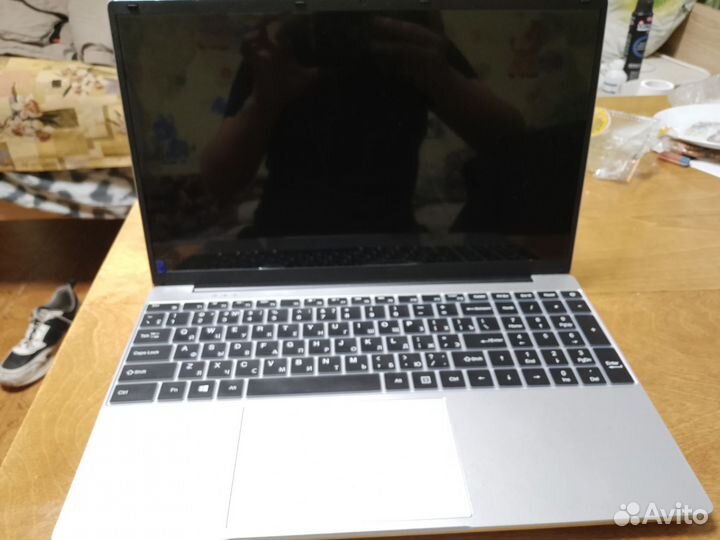 Ноутбук uzzai 2S-2TTW