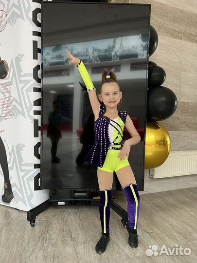 Костюм для акробатического рок н ролла