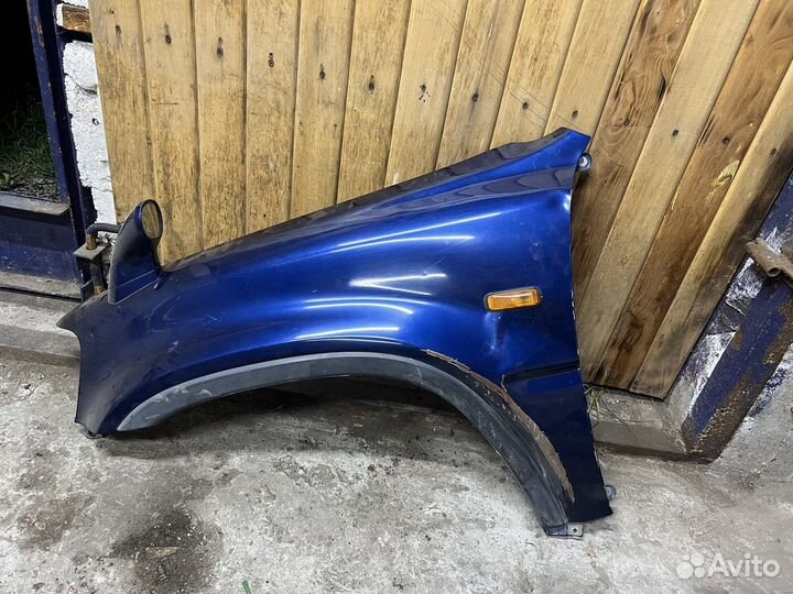 Крыло на honda cr-v
