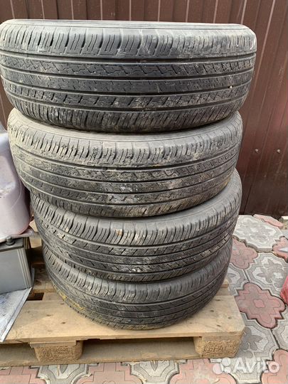 Dunlop SP 10 225/65 R17