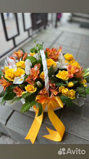 Композиции из живых цветов