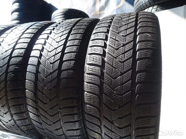 Pirelli Winter Sottozero 3 245/40 R18