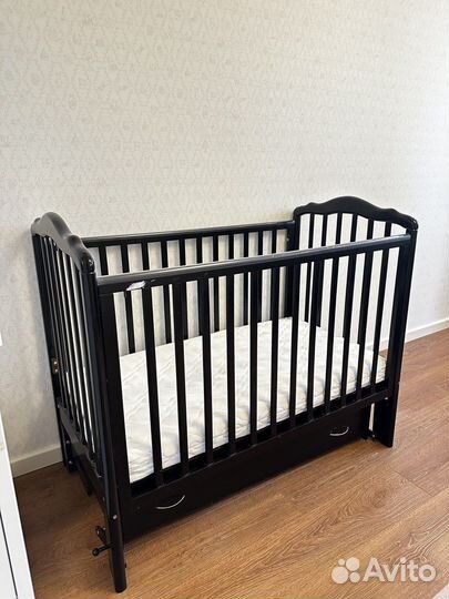 Кроватка детская