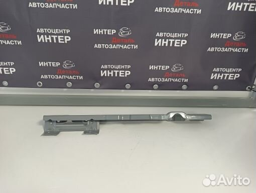 Усилитель передней верхней панели радиатора