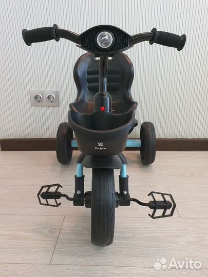 Трехколесный велосипед детский