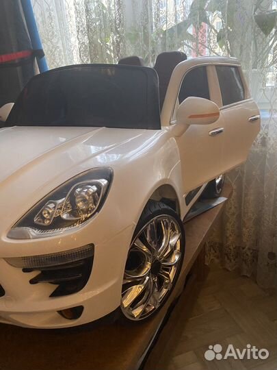 Электромобиль porsche