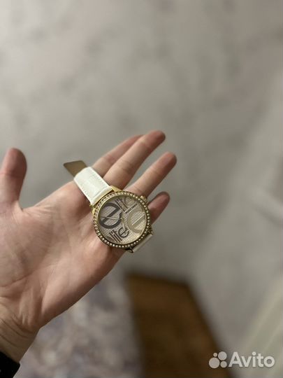 Часы женские