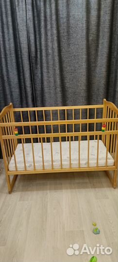 Детская кроватка