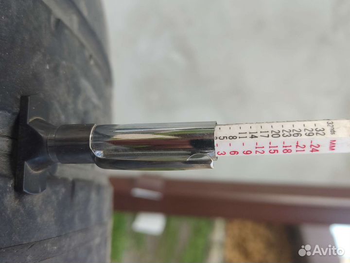 Pirelli P Zero 295/35 R21 107Y