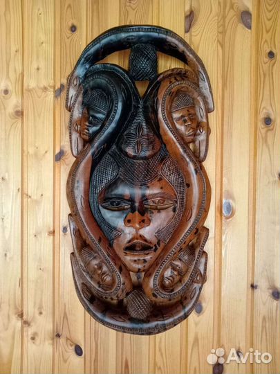 Африканская маска дерево