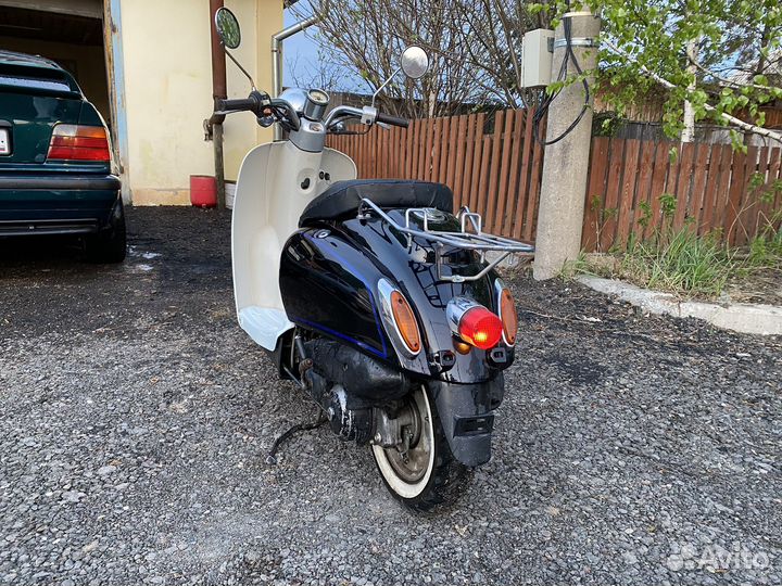 Honda giorno crea dio af18