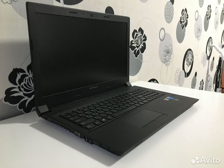 Многофункциональный Lenovo в отличном состоянии