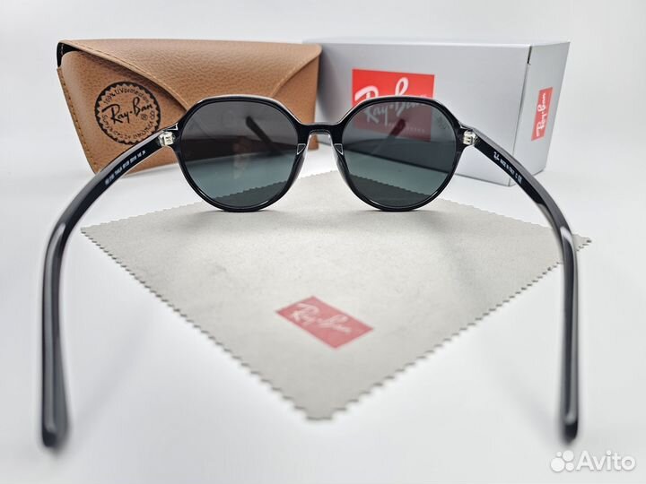 Очки Ray Ban 2195 Thalia Чёрное Стекло