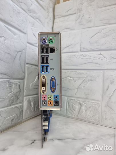 Материнская плата 1155 MSI H77 4 слота