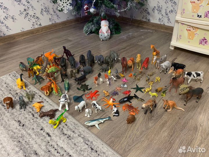 Фигурки животных пакетом
