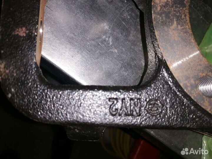 Левый передний кулак SsangYong