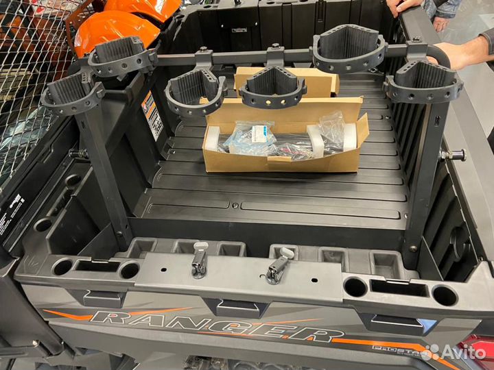 Крепление ружей / K-rack BED MNT GUN TTN