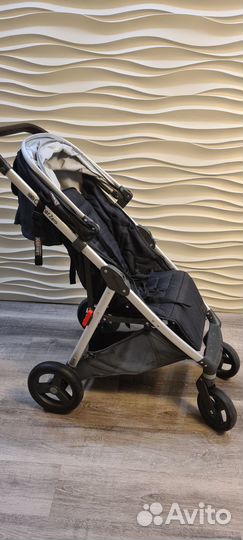 Коляска прогулочная oyster zero