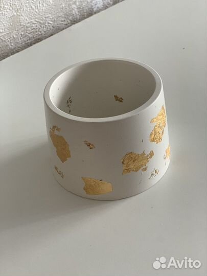 Гипсовое кашпо