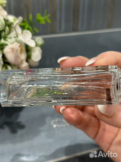 Molecule 04 Escentric Molecules