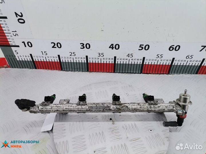 Форсунка Ford Focus рест. 2002 1429840