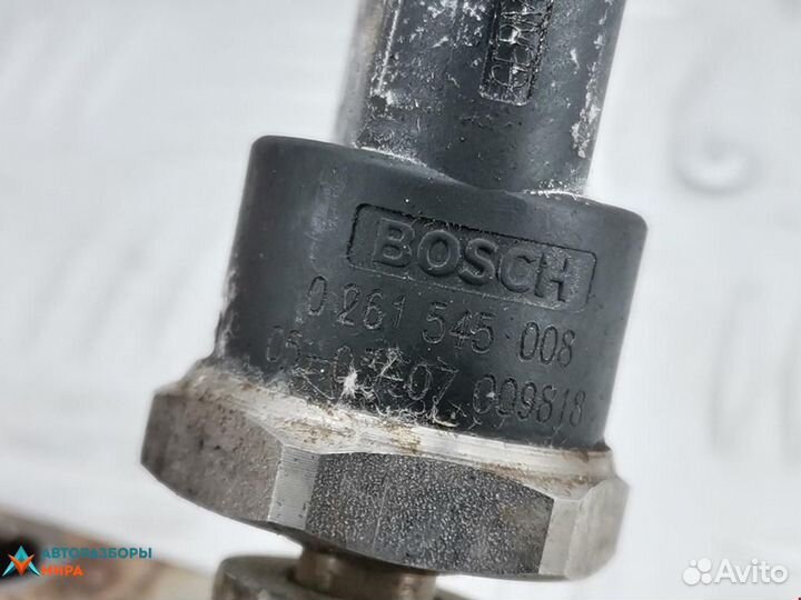 Датчик давления топлива Audi A4 B6 2006 06E906051K