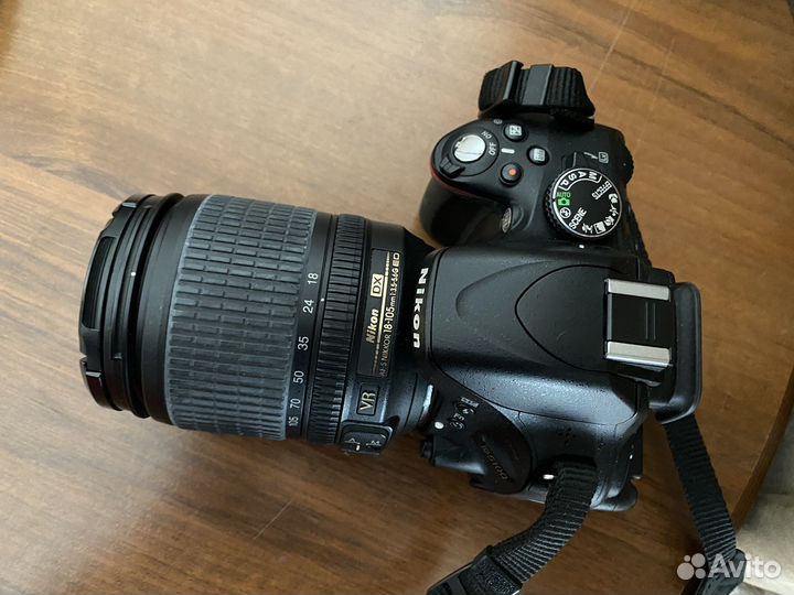 Зеркальный фотоаппарат Nikon