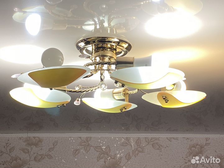 Люстра потолочная