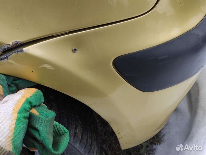 Задний бампер пежо 307 золотой