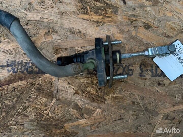 Главный цилиндр сцепления Toyota Avensis универсал