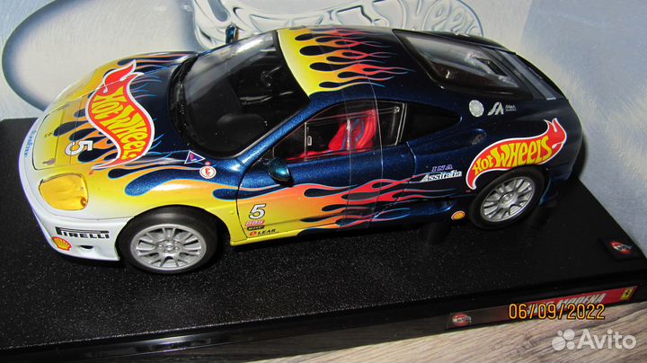 Модель 1/18 Ferrari 360 Modena Hot Wheels